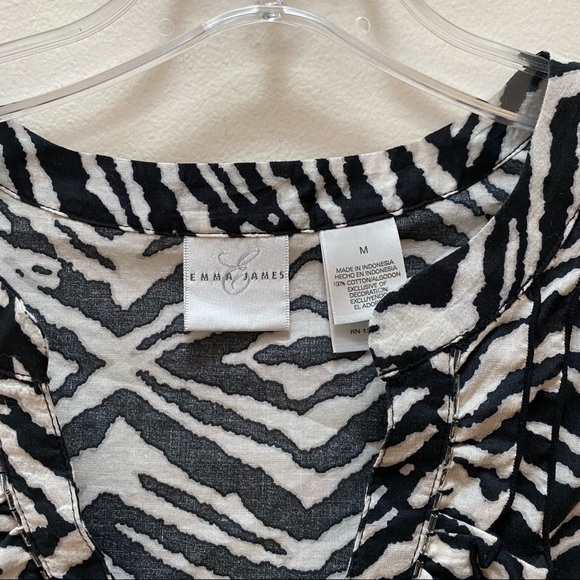 Emma James Zebra Print Button Up Blouse - Picture 3 of 3